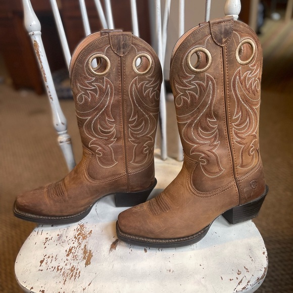 Cowboy boots - Picture 1 of 2